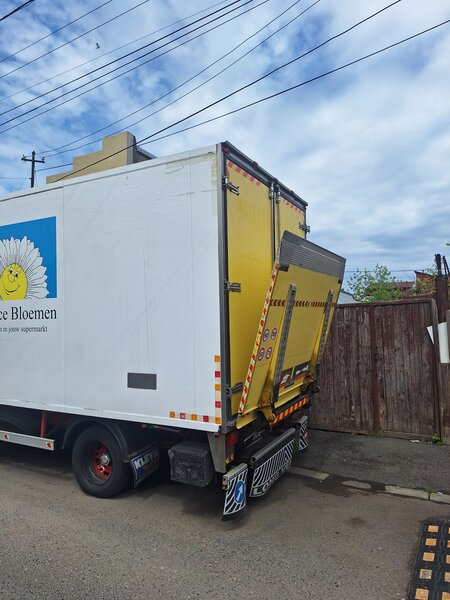 Mercedes sprinter frigorific an 2008 515.motor 2.2l cutie autoamata